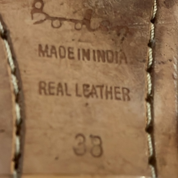 Boden Black Patent Leather Pointed Toe Slingback Flats - 38 - Picture 12 of 12